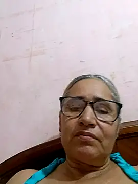  candi online show from November 17, 2:34 am