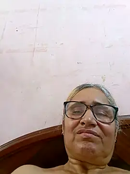  candi online show from October 28, 12:55 pm