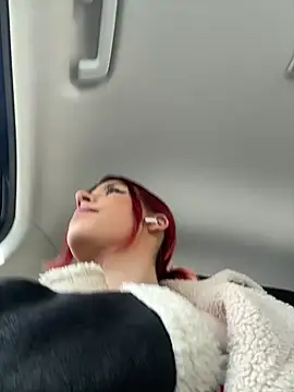 RiriRoseey online show from March 27, 8:48 am