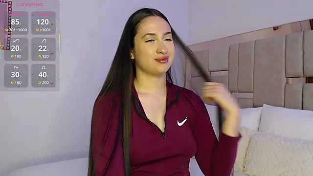 sofiaduque 26 online show from April 4, 7:02 pm