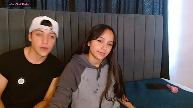 24 7horny  online show from March 4, 6:14 pm