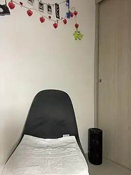 keirabbw online show from February 5, 12:24 am