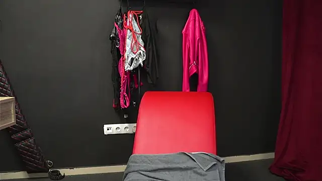 CelineConner online show from September 24, 4:22 am