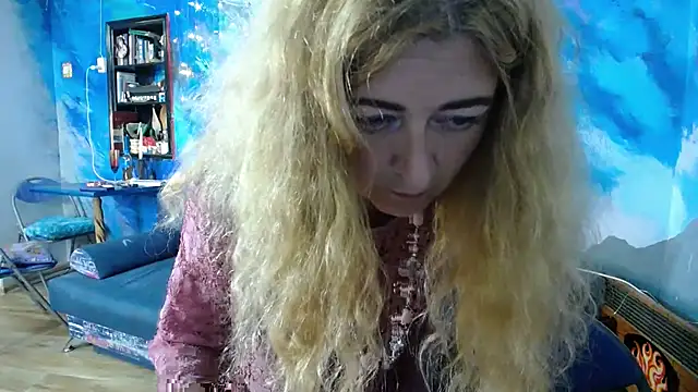 Helen1974 online show from September 19, 5:45 pm