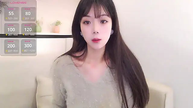 stella lolio online show from February 22, 11:44 am