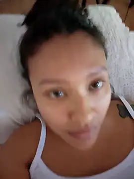 Zoe Gruber online show from October 3, 8:36 pm