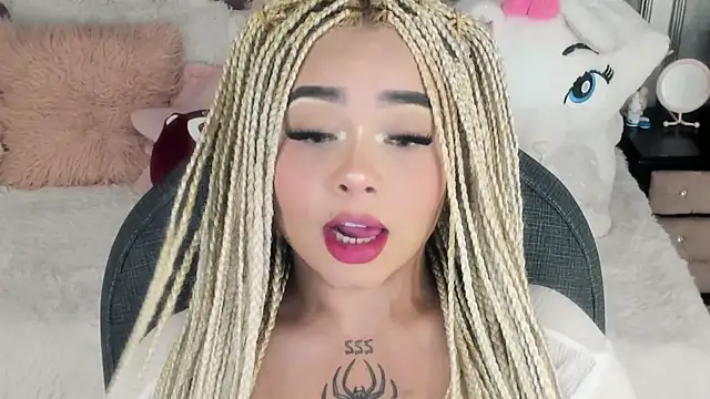 conny  curly online show from February 14, 9:06 pm