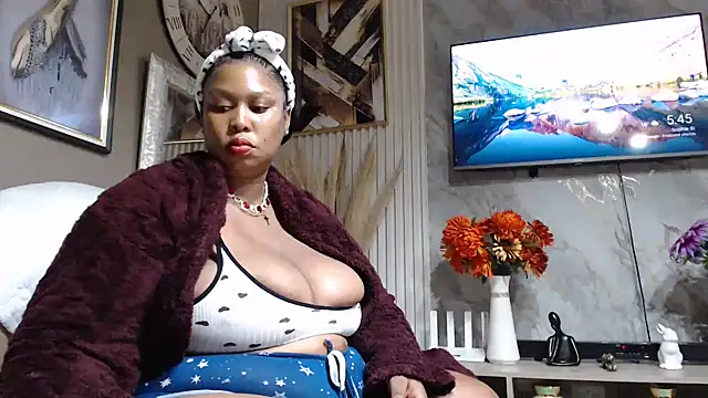 ThickyMinajxx online show from March 6, 3:45 am