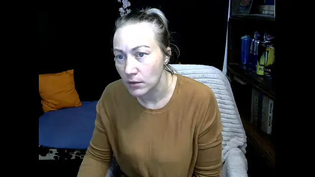 wLESLYMOSw online show from September 16, 6:54 am