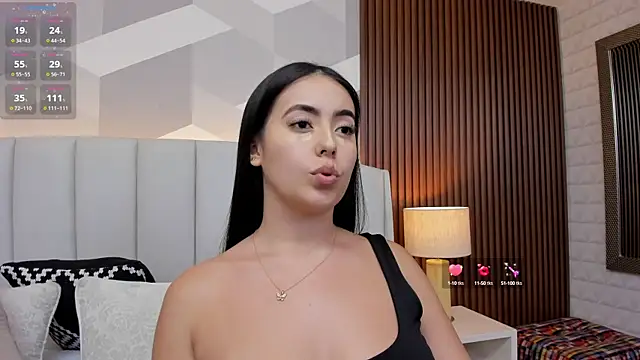 Julietasantos   online show from September 8, 7:24 pm