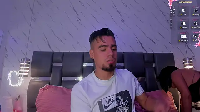 PittAndLunaa online show from February 24, 12:48 pm