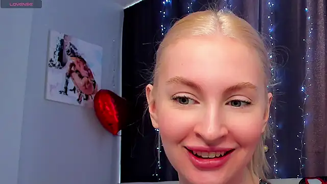 Kimmy powell online show from October 31, 6:50 am