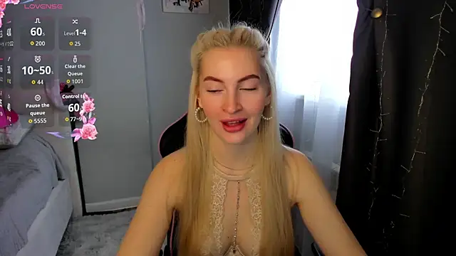 Kimmy powell online show from February 18, 4:00 am