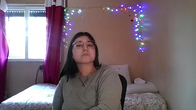 imsohornydacom online show from April 14, 5:57 pm