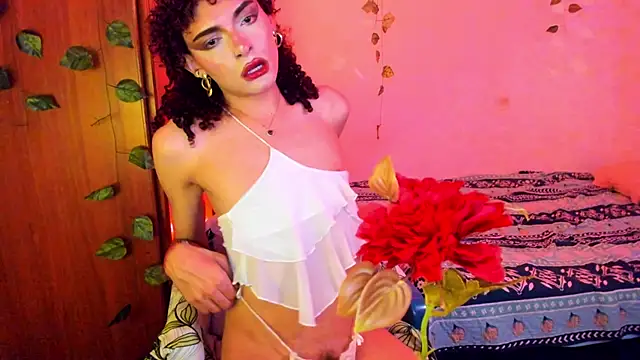 lucianromero online show from December 21, 5:22 am