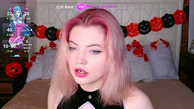 Lisa Adam online show from October 16, 5:04 pm