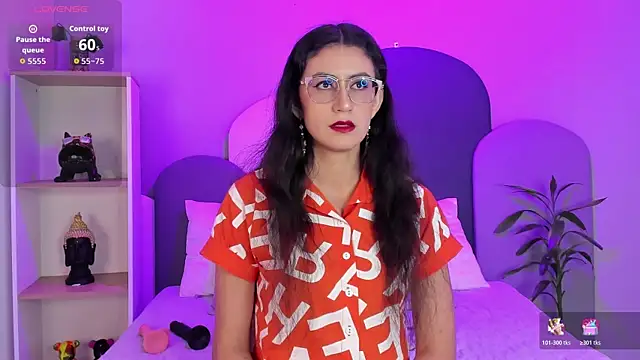 SophieGomez22 online show from October 22, 11:37 am