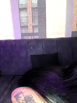 Mazikeen-- online show from January 10, 10:25 pm