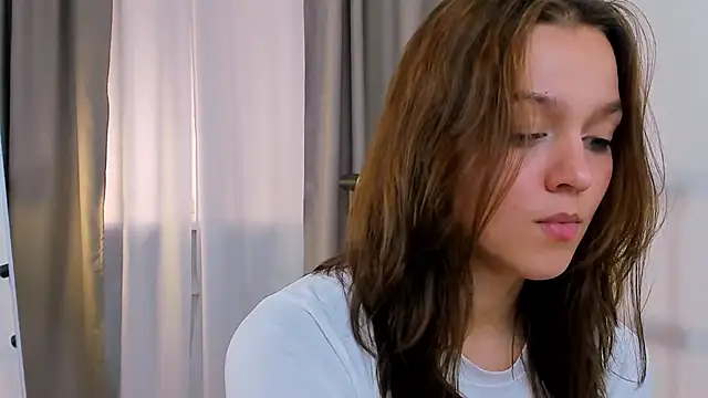 Addelin Moon online show from September 12, 4:36 pm