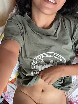 ViolettaSummer online show from April 4, 8:18 pm