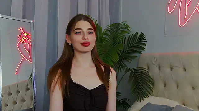 NicoleRosss online show from May 27, 2:25 pm