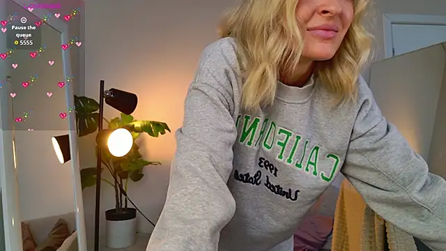 sexuallycorrecte online show from April 7, 6:48 am