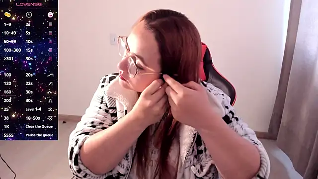 maryluna95 online show from October 16, 9:06 pm