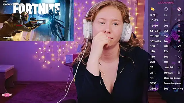 D0nna  online show from June 8, 1:28 am