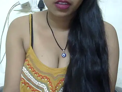 momo lov online show from October 11, 5:23 am