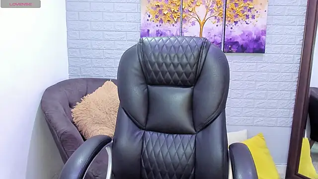  alaiasmile  online show from September 27, 7:21 pm