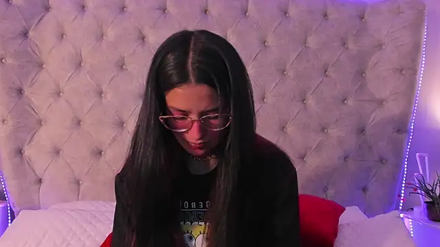 dafne bss online show from April 10, 5:02 am