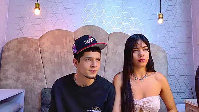 kendalltaylorr online show from March 12, 3:09 am