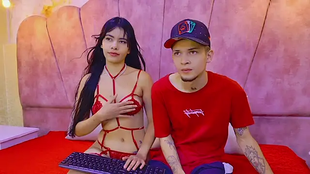 kendalltaylorr online show from November 23, 12:51 pm