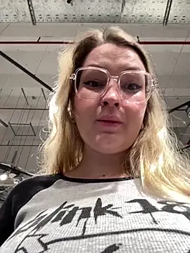 Teya moon  online show from October 23, 2:56 pm