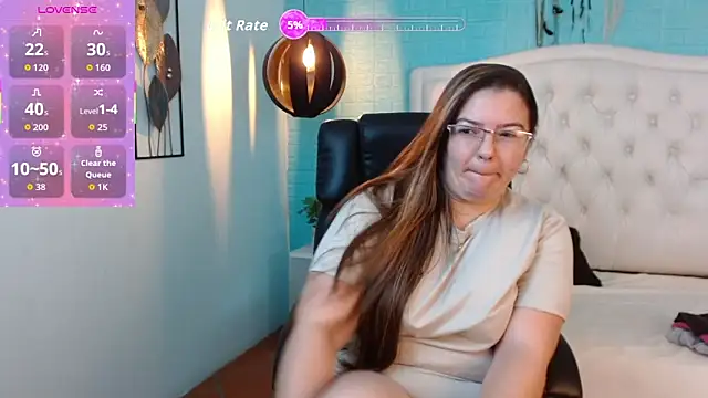 MsJossie online show from September 30, 5:24 am