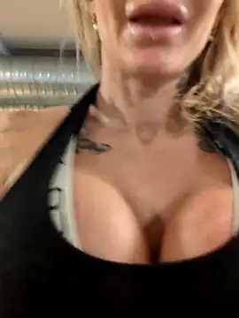 Ninasweden online show from March 15, 4:25 am