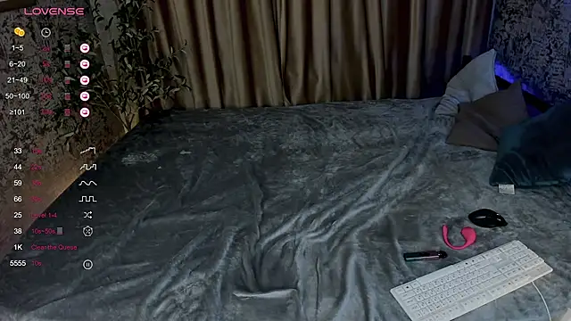 FreyaRaya online show from October 5, 3:22 am