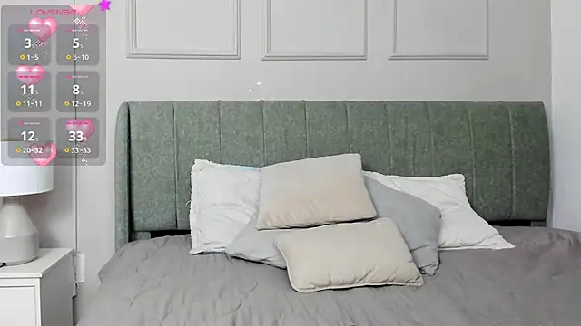 Sussanewolf online show from November 27, 12:30 pm