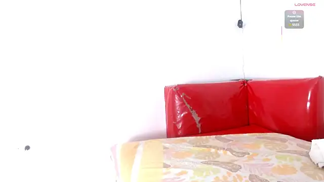 seductivespellvagina80 online show from April 20, 1:14 pm