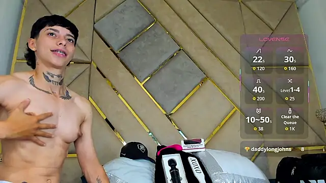 AmberAdams  online show from October 21, 5:28 pm