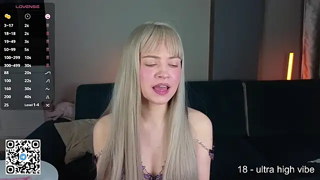 mybunnywendy online show from September 27, 1:40 pm