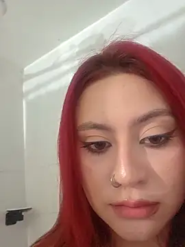 Scarlet garnet online show from June 12, 3:36 am