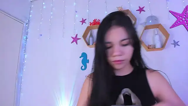 Emiily Parkerr online show from November 4, 3:00 am