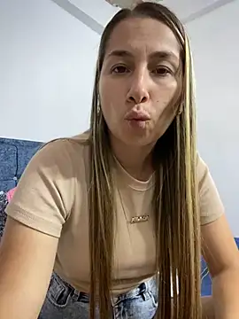 Iris love18 online show from September 28, 6:24 pm