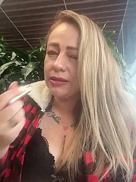 Chanel 87xxx online show from April 15, 8:53 pm