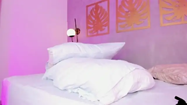 majo rosse  online show from March 31, 8:53 pm