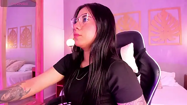 majo rosse  online show from March 13, 7:15 pm