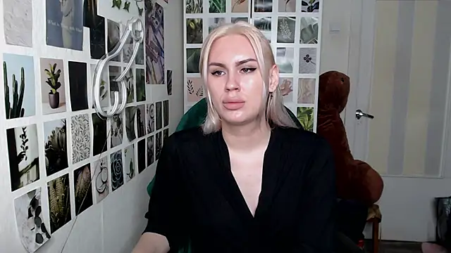 CapriScorpion online show from October 6, 5:18 pm