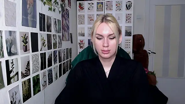 CapriScorpion online show from April 14, 3:56 pm