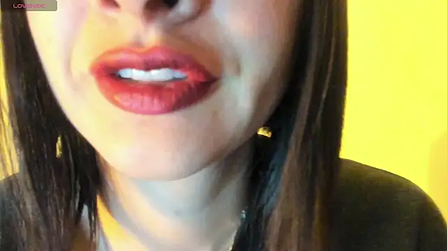 queen fetish online show from October 29, 10:30 am